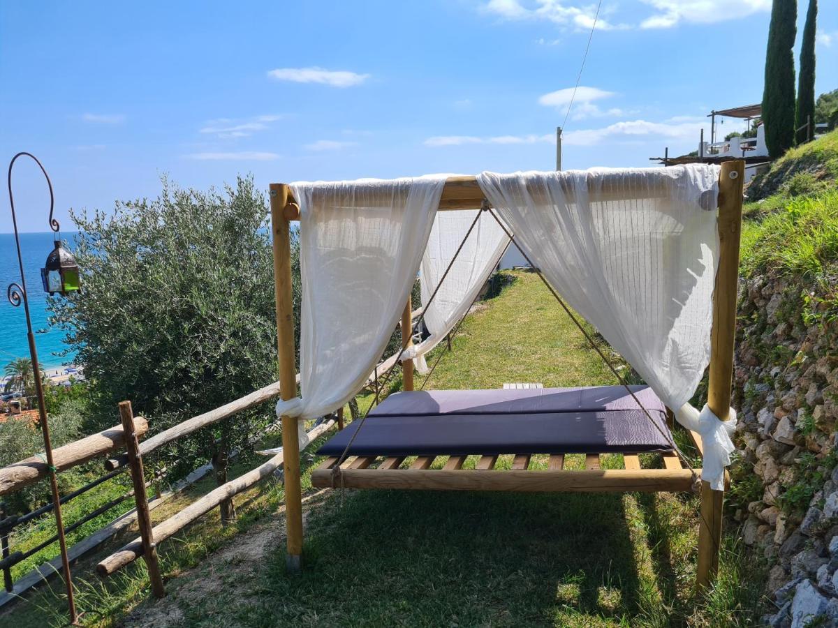 Soqquadro Art&Relax - Spotorno Apartment Luaran gambar