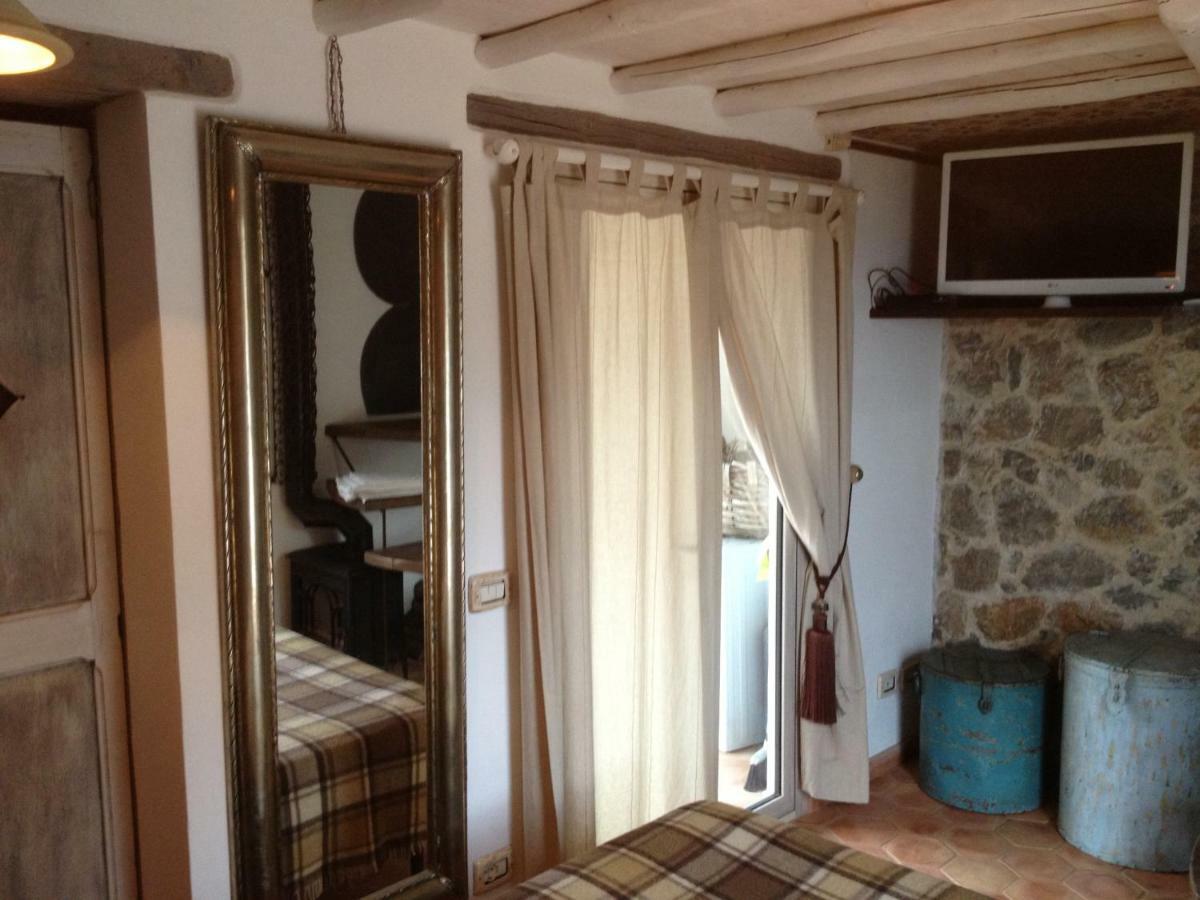 Soqquadro Art&Relax - Spotorno Apartment Luaran gambar